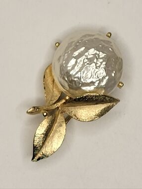 ▪︎Sarah Coventry Brooch